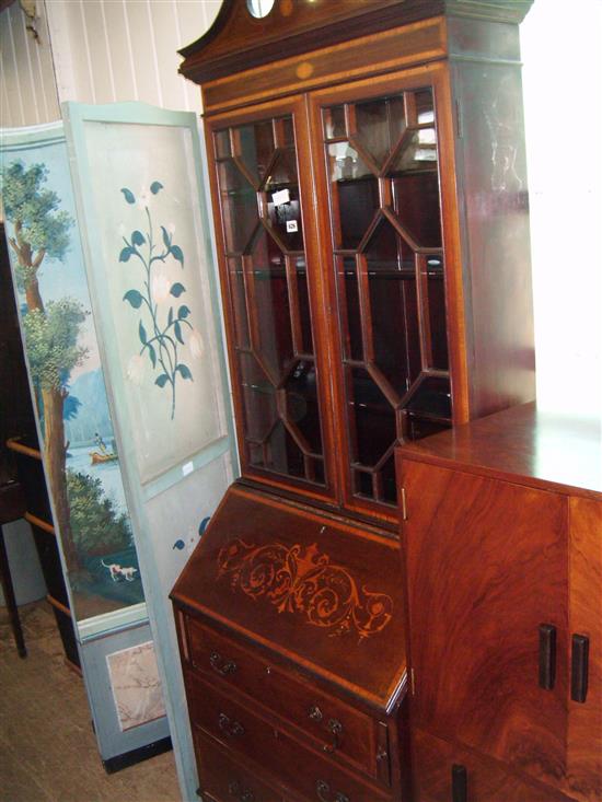 Edwardian inlaid mahogany  bureau/bookcase(-)